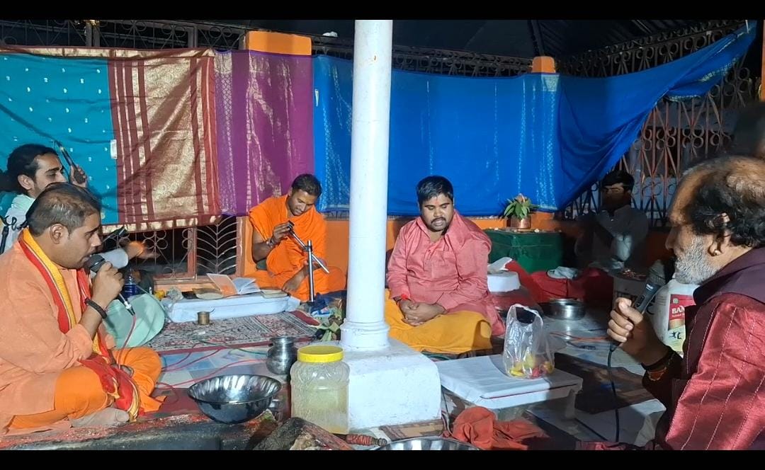 धाम में आयोजित भव्य महा यज्ञ